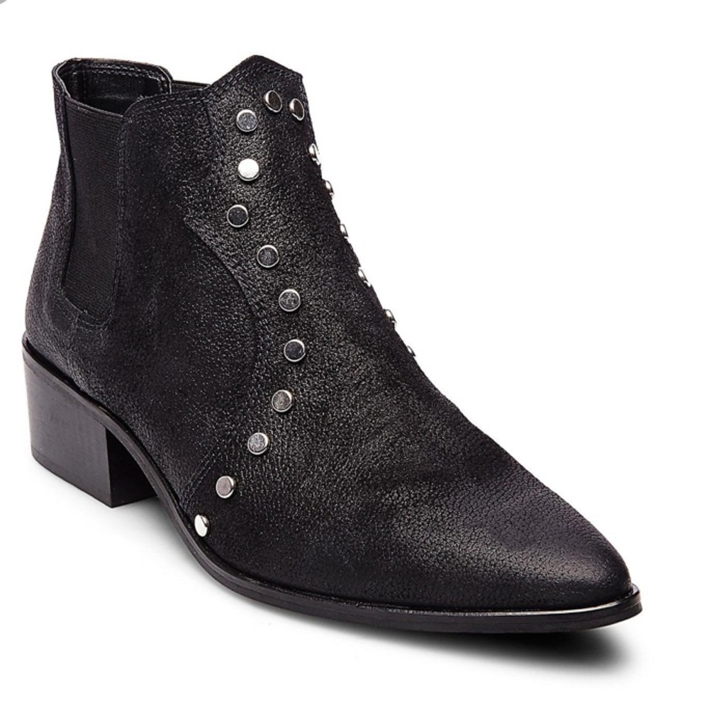 Steve Madden Cabe Black Leather Bootie